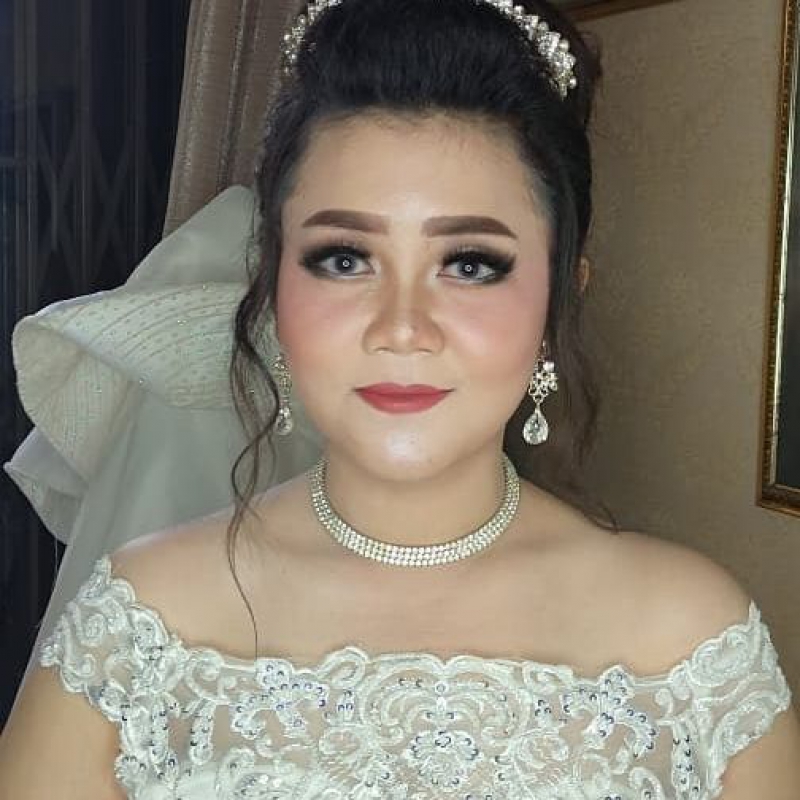 Make Up Prewed...     